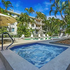 Bay Aparthotel