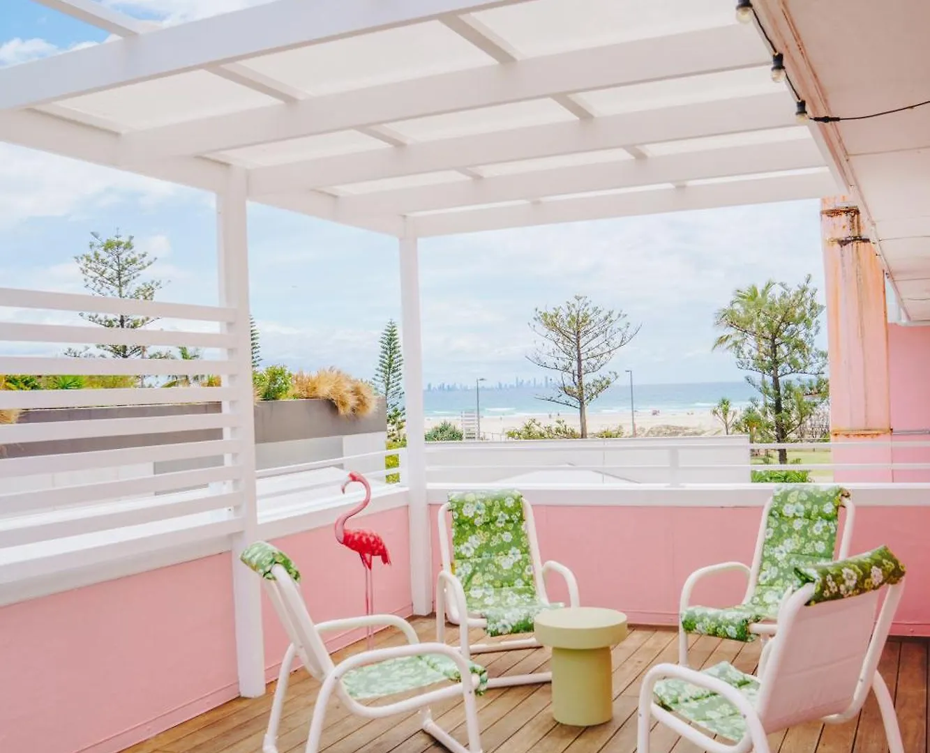The Pink Hotel Coolangatta Gold Coast Austrália